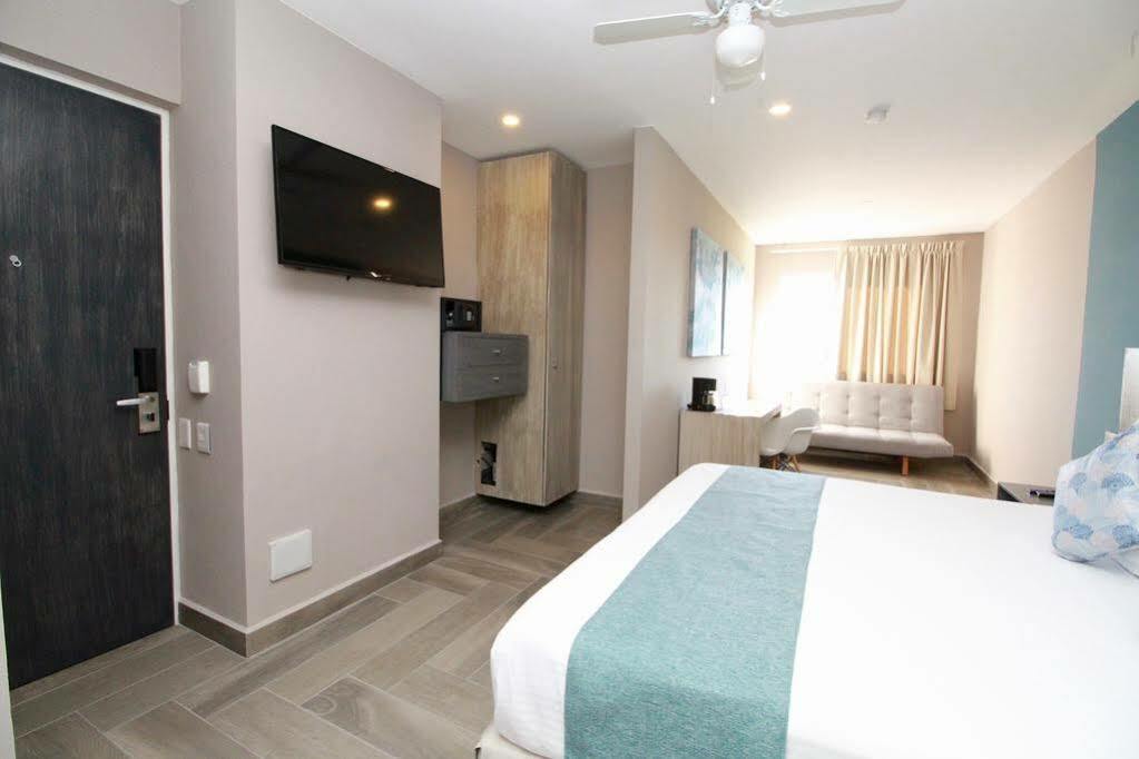 Bfh Attraction Deluxe Hotel ปลายาเดลการ์เมน ภายนอก รูปภาพ